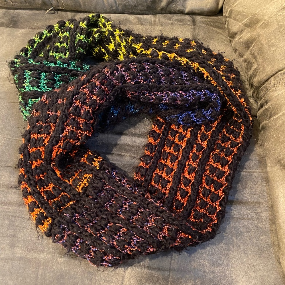Unisex, Multicolor Infinity Scarf